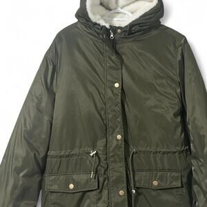 Vine valley olive green